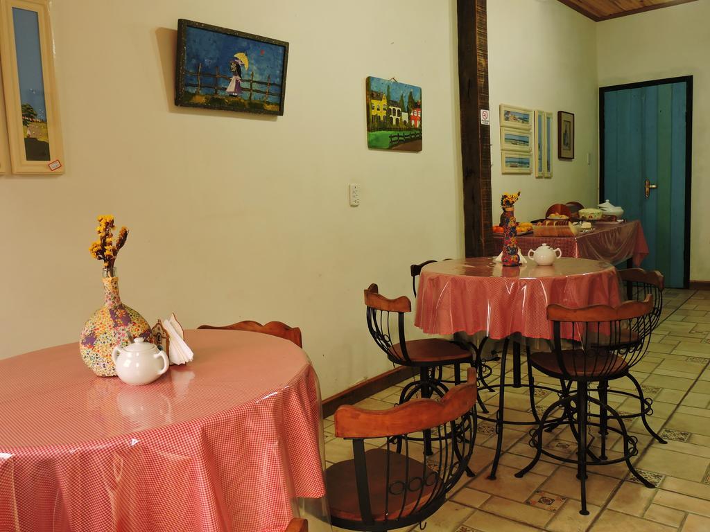 Pousada Recanto De Minas - No Centro ทีราเดนเจส ภายนอก รูปภาพ